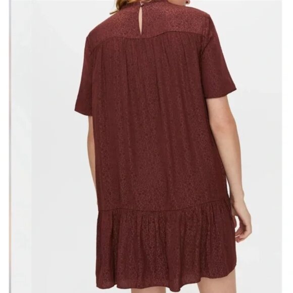 Aritzia Little Moon Campari Ruffle Dress Truffle Maroon Burgundy Size Small - Picture 5 of 10